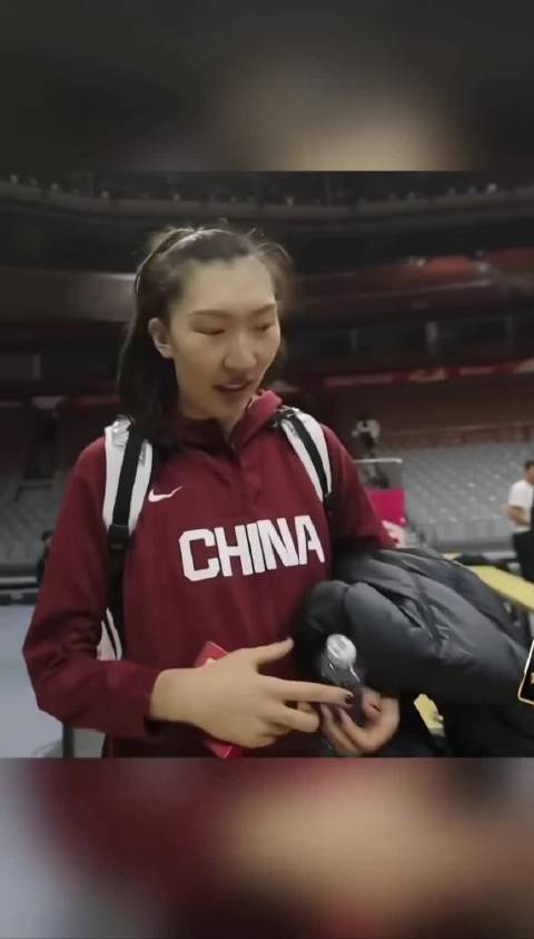 法国女篮强势晋级世界杯 马隆加伤退引发热议