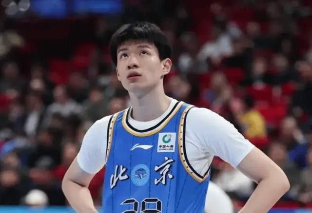 北京男篮关键战役力挽狂澜 杰曼三分定乾坤