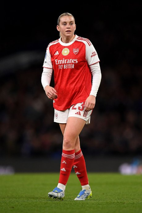 阿森纳女足逆转切尔西晋级欧冠半决赛 争议事件