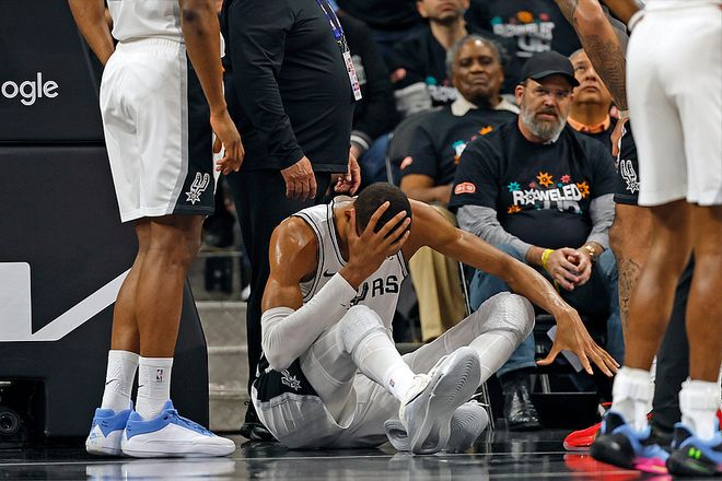 文班亚马脑震荡退赛 马刺系列赛1-1平 历史教训警